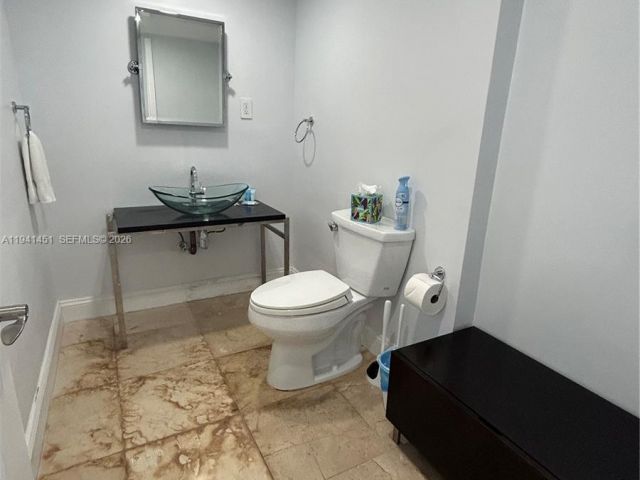 Apartment for rent  Unit #PH11 - photo 7116554