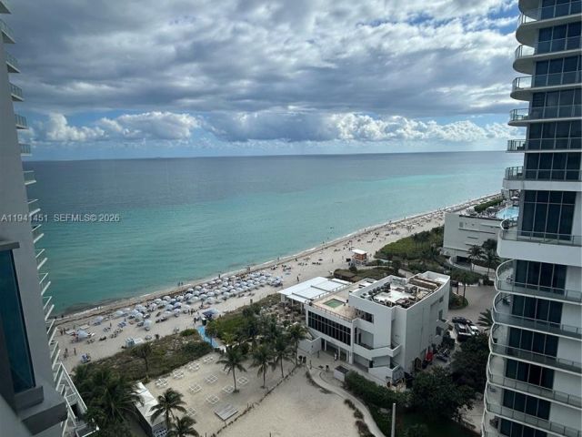 Apartment for rent  Unit #PH11 - photo 7116565