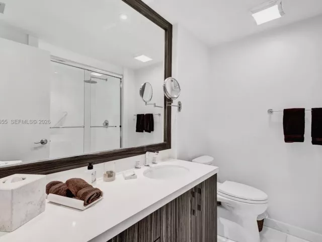 Apartment for sale  Unit #1002 - photo 7113230