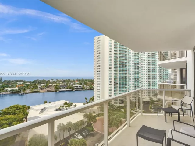 Apartment for sale  Unit #1002 - photo 7113227