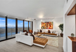 Apartment #1002 at Hamptons West