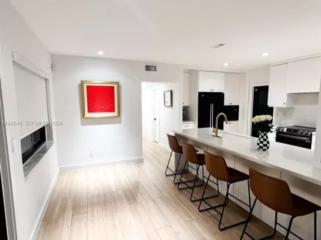 3-bedroom home for rent in Miami - 1600 SW 17th Ave - MondialRealty