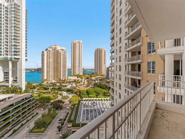 Apartment for sale  Unit #1506 - photo 7176115