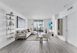 Apartment #1506 at Courvoisier Courts