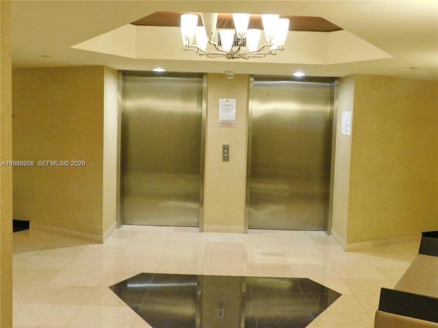 Apartment for rent  Unit #1002 - photo 7438273