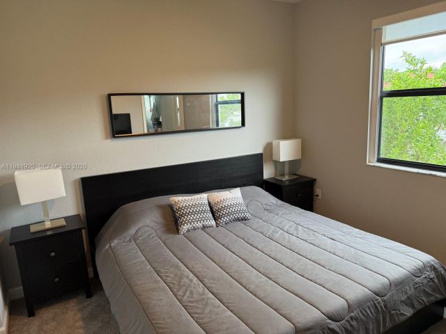 3-bedroom home for rent in Miami - 887 NE 211th St - MondialRealty