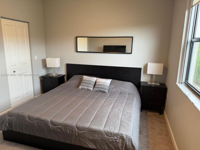 3-bedroom home for rent in Miami - 887 NE 211th St - MondialRealty