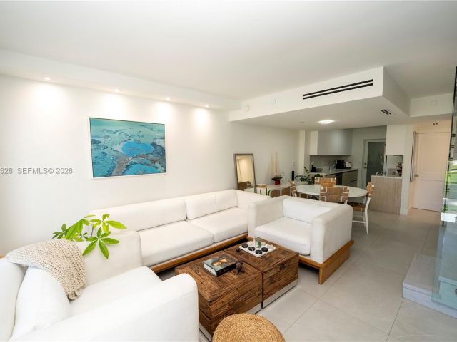 Home for rent at 881 Ocean Dr TH15 - photo 7119496