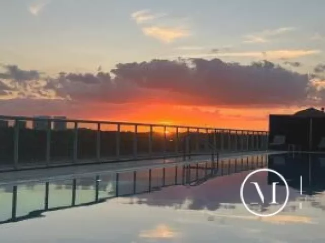 3-bedroom condo for sale in Sunny Isles Beach - 400 Sunny Isles Boulevard 1022 - MondialRealty