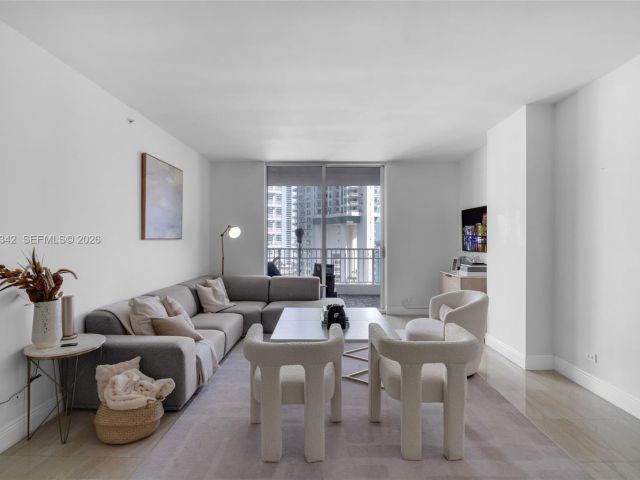 Apartment for rent  Unit #1606 - photo 7122408