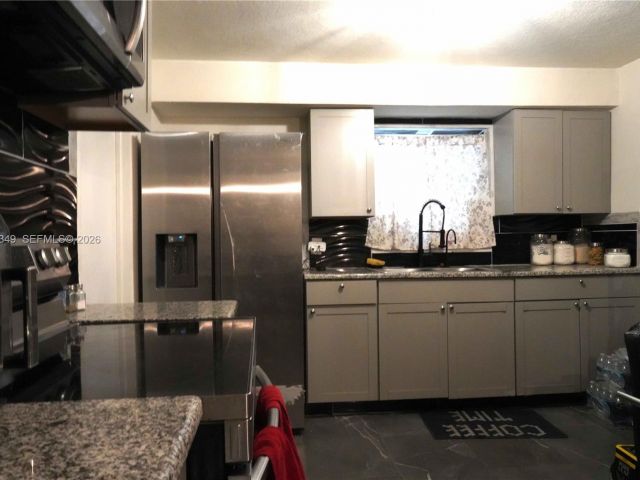 Home for sale at 625 NE 130th Street - photo 7437378