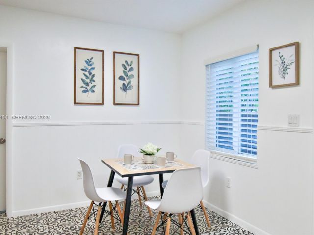 Home for rent at 14325 NE 8th Ave - photo 7119288