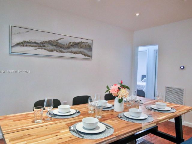 Home for rent at 14325 NE 8th Ave - photo 7119289