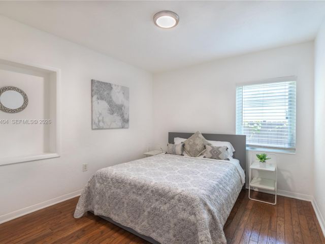 Home for rent at 14325 NE 8th Ave - photo 7119299