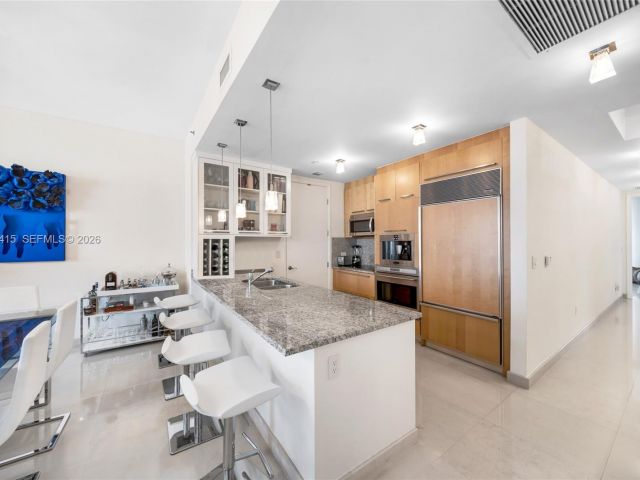 Apartment for sale  Unit #1502 - photo 7530576