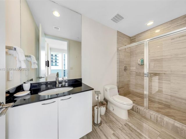 Apartment for sale  Unit #1502 - photo 7530585