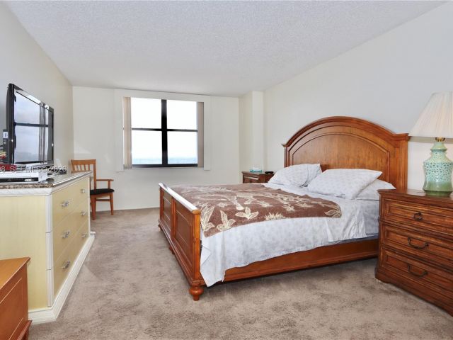 Apartment for sale  Unit #806 - photo 7444291