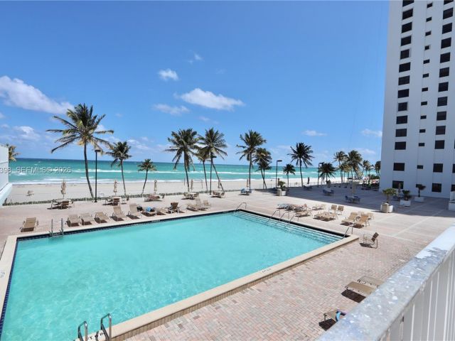 Apartment for sale  Unit #806 - photo 7444295