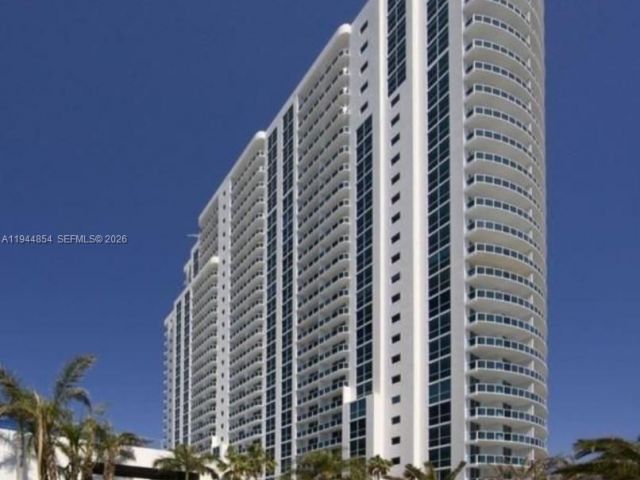 Apartment for sale  Unit #1405 - photo 7127361