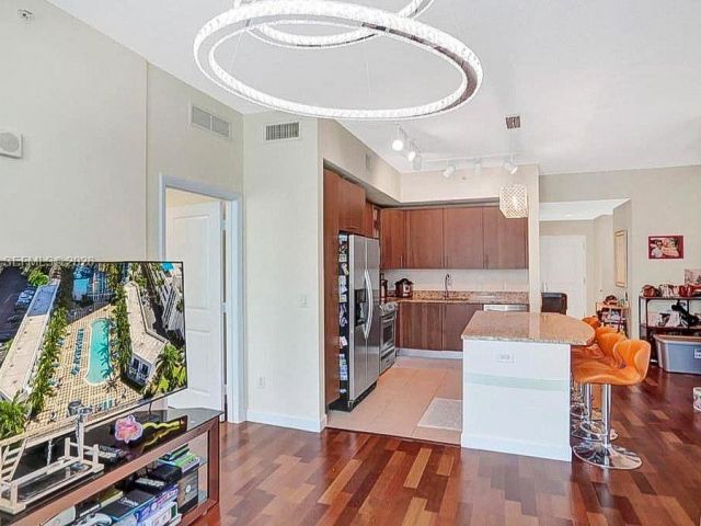 Apartment for sale  Unit #1405 - photo 7127372