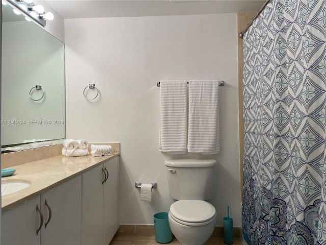 Apartment for rent  Unit #5408 - photo 7427739