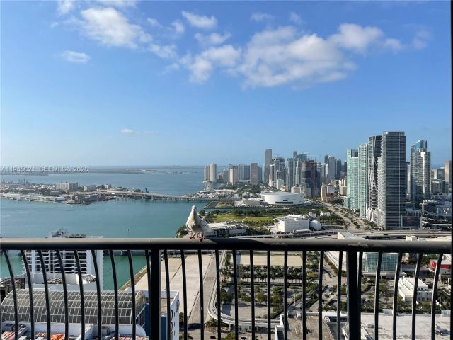 Apartment for rent  Unit #5408 - photo 7427743