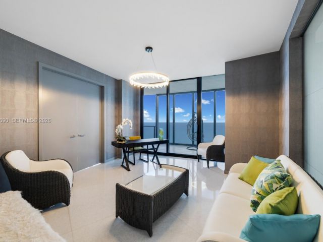 Apartment for rent  Unit #5201 - photo 7126899