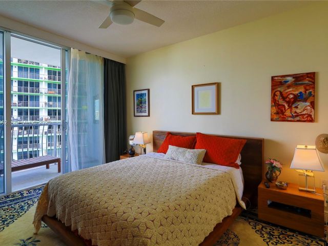 Apartment for rent  Unit #1711 - photo 7442115