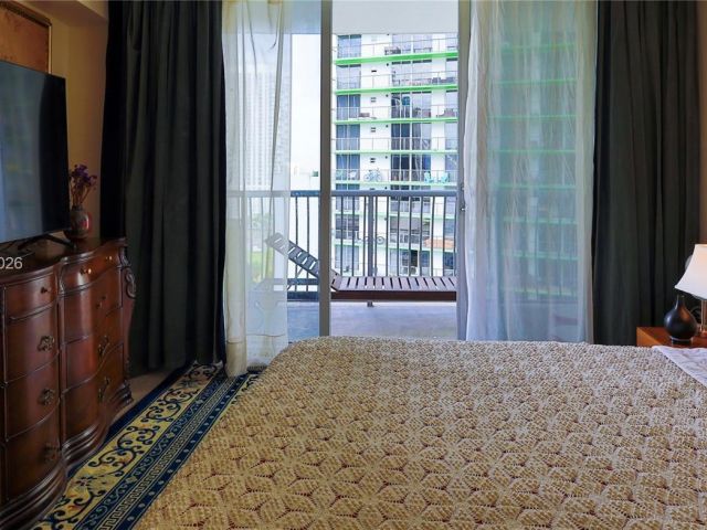 Apartment for rent  Unit #1711 - photo 7442132