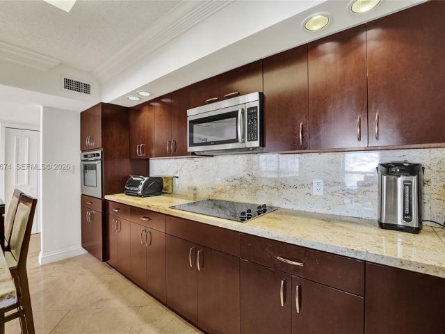 Apartment for sale  Unit #12F - photo 7120433