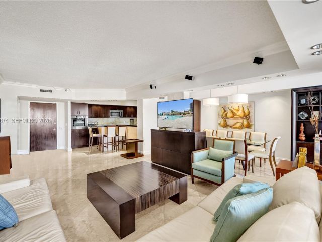 Apartment for sale  Unit #12F - photo 7120437