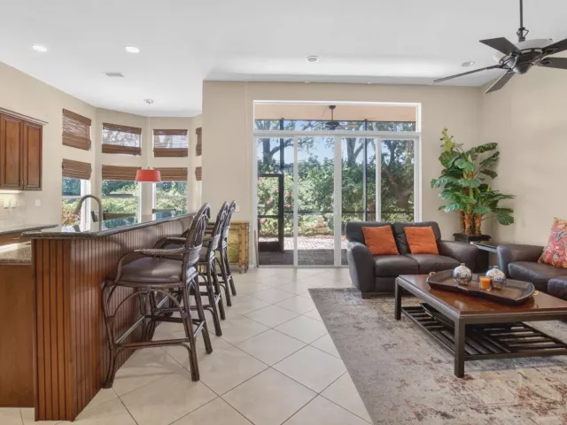 4-bedroom home for sale in Delray Beach - 6959 Imperial Beach Circle - MondialRealty