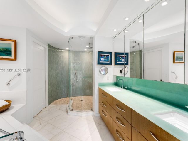 Apartment for sale  Unit #603 - photo 7191930