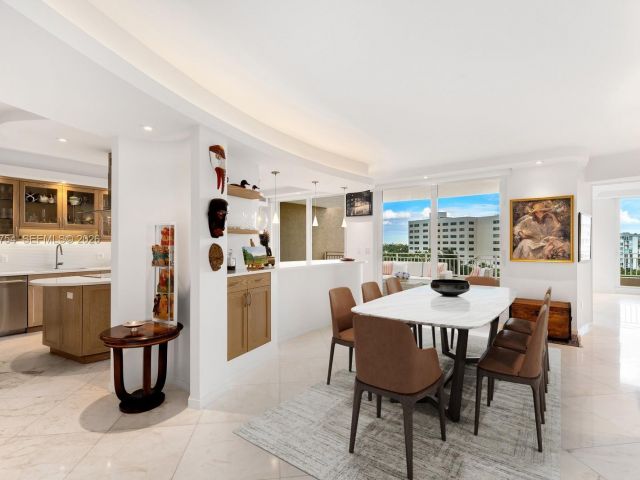 Apartment for sale  Unit #603 - photo 7191940