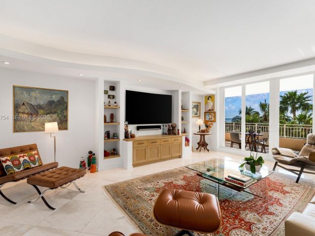 Apartment for sale  Unit #603 - photo 7191947