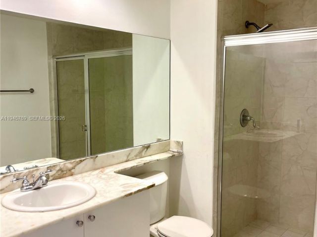 Apartment for rent  Unit #723 - photo 7438600