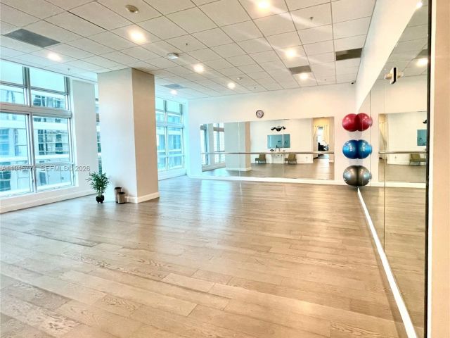 Apartment for sale  Unit #T-1803 - photo 7433808