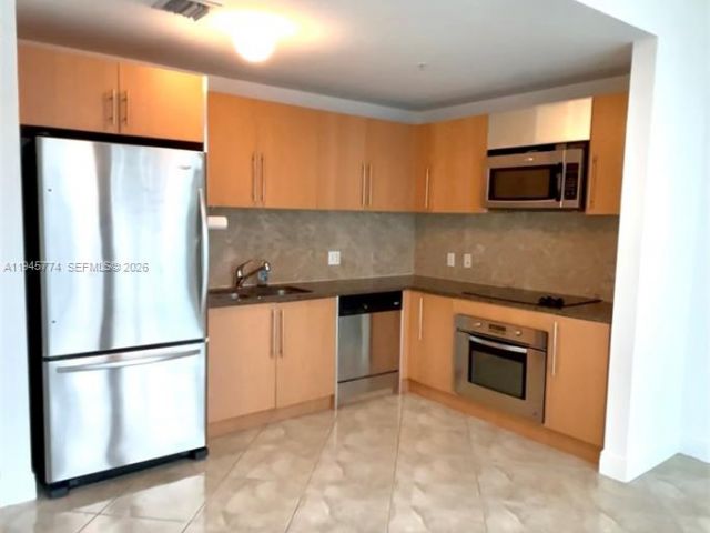 Apartment for sale  Unit #T-1803 - photo 7433819