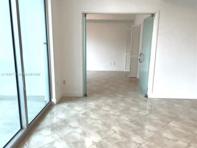 Apartment for sale  Unit #T-1803 - photo 7433820