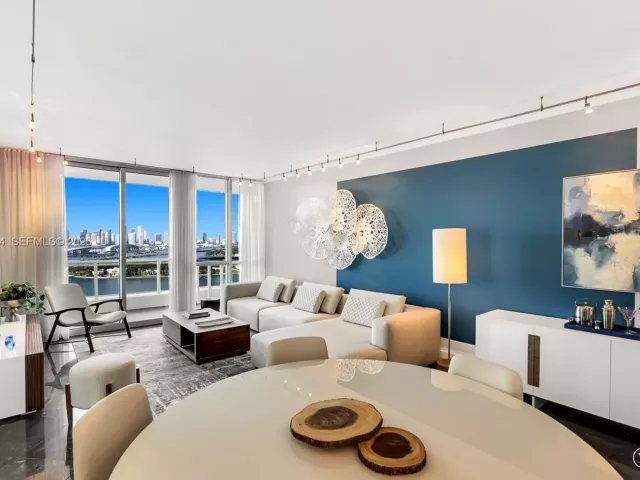 2-bedroom condo for sale in Miami Beach - 540 West Ave 2311 - MondialRealty