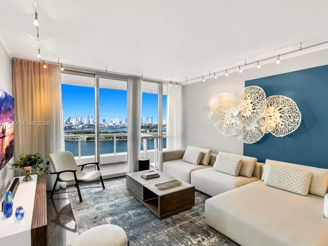 2-bedroom condo for sale in Miami Beach - 540 West Ave 2311 - MondialRealty