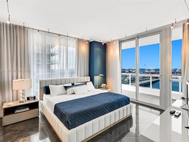 Apartment for sale  Unit #2311 - photo 7127893