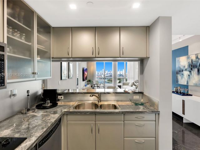 Apartment for sale  Unit #2311 - photo 7127895