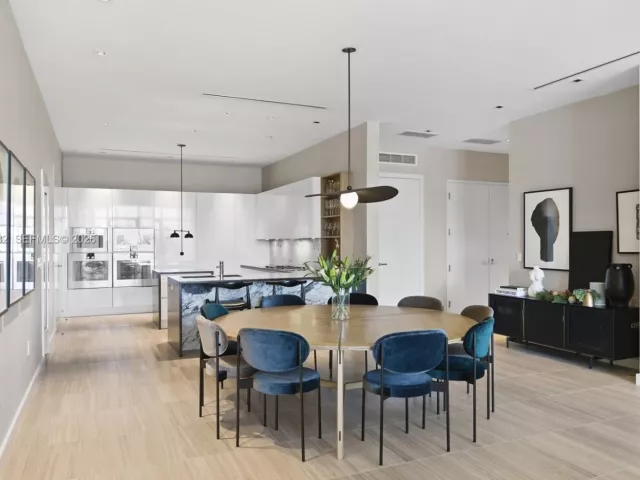 2-bedroom condo for rent in Miami Beach - 4701 N Meridian Ave 304 - MondialRealty