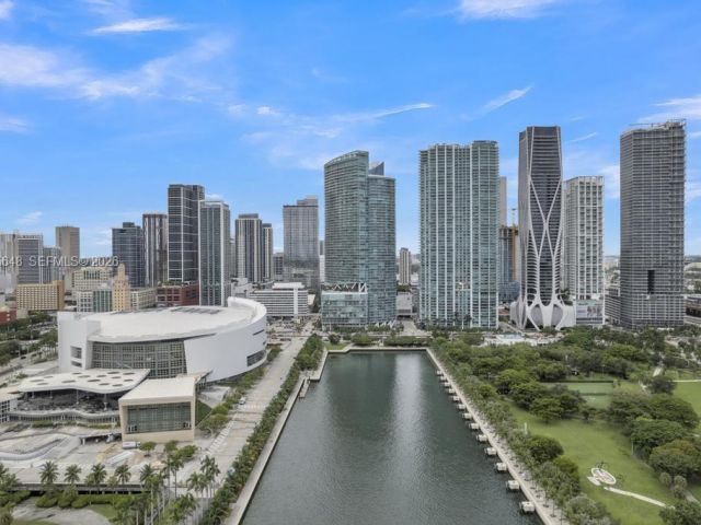 Apartment for sale  Unit #2409 - photo 7191463