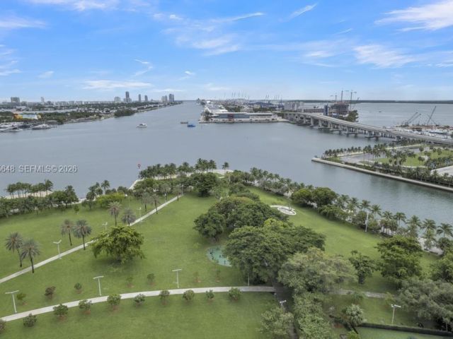 Apartment for sale  Unit #2409 - photo 7191465