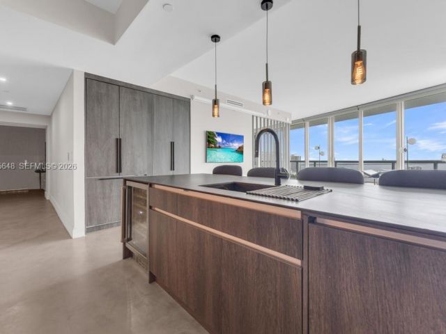 Apartment for sale  Unit #2409 - photo 7191475