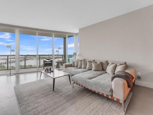 Apartment for sale  Unit #2409 - photo 7191477