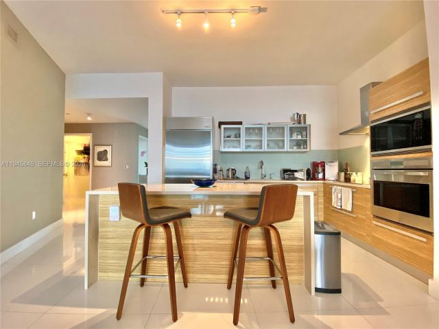 Apartment for sale  Unit #1603 - photo 7494755