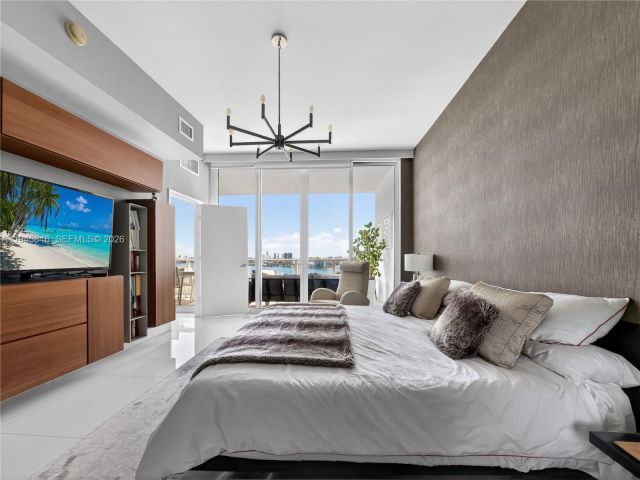 Apartment for sale  Unit #1603 - photo 7494760